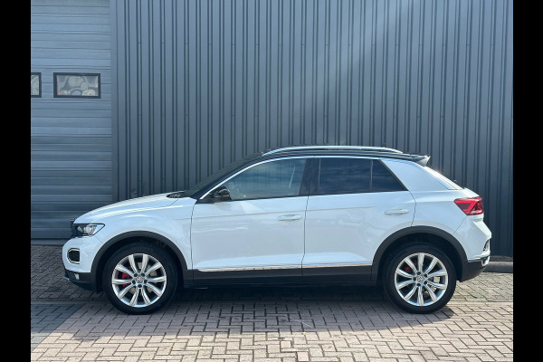 Volkswagen T-Roc 1.5 TSI Sport VIRTUAL/PANO/NAVI