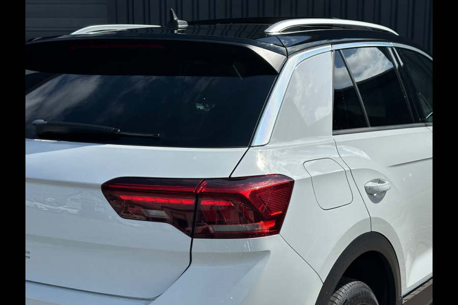 Volkswagen T-Roc 1.5 TSI Sport VIRTUAL/PANO/NAVI