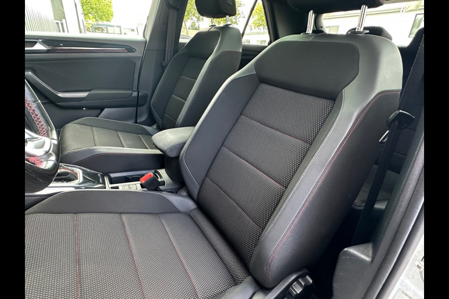 Volkswagen T-Roc 1.5 TSI Sport VIRTUAL/PANO/NAVI