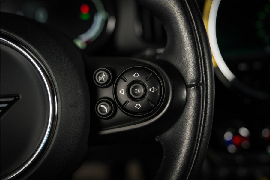 MINI Countryman 2.0 Cooper S E ALL4 Panoramadak | Chester Leder