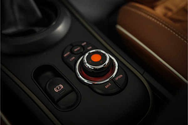 MINI Countryman 2.0 Cooper S E ALL4 Panoramadak | Chester Leder