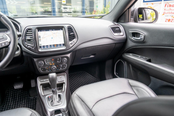 Jeep Compass 1.3T Limited |Prijs rijklaar incl 12 mnd garantie| Navi Leder Stoel/stuurverwarming camera