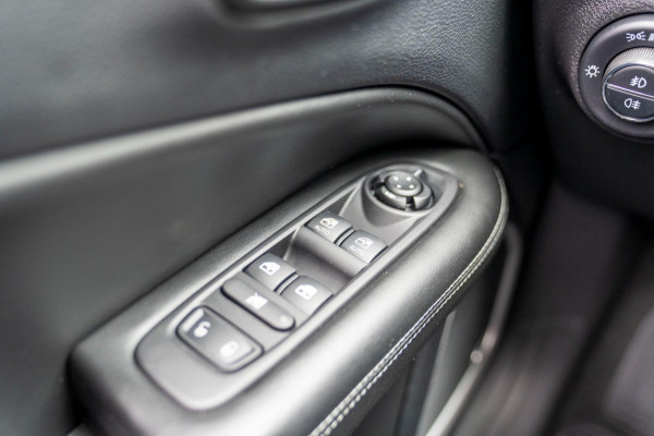 Jeep Compass 1.3T Limited |Prijs rijklaar incl 12 mnd garantie| Navi Leder Stoel/stuurverwarming camera