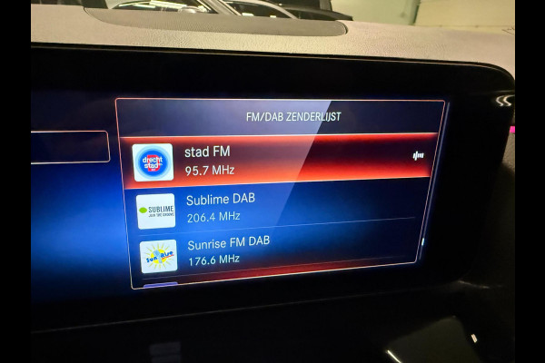 Mercedes-Benz GLA 250 e AMG Line 20'' NAVI/DAB/CARPLAY/WIDE-SCREEN/SFEERVERL/STOEL-VENTILATIE/BURMESTER///