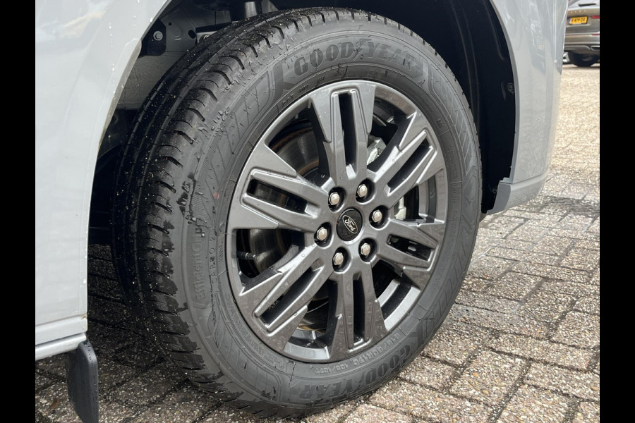 Ford Transit E-Custom 340 L2H1 Limited 65 kWh | SCI | Ford Voorraad | Trekhaak | Drive Assistance Pack | Stoelverwarming | 17 Inch | Passagiersstoel | Rijklaarprijs |
