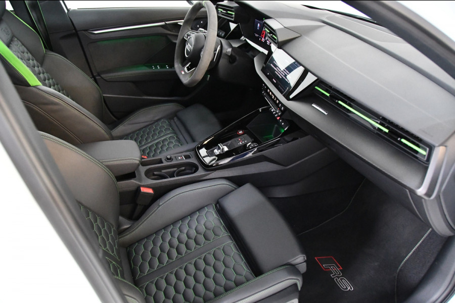 Audi RS3 Limousine 2.5 TFSI quattro, Hulk edition, Keramisch, Panoramadak
