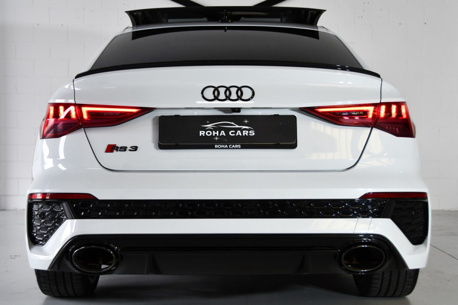 Audi RS3 Limousine 2.5 TFSI quattro, Hulk edition, Keramisch, Panoramadak