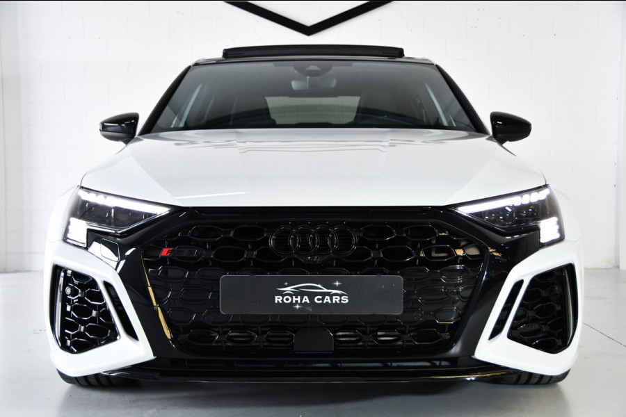Audi RS3 Limousine 2.5 TFSI quattro, Hulk edition, Keramisch, Panoramadak