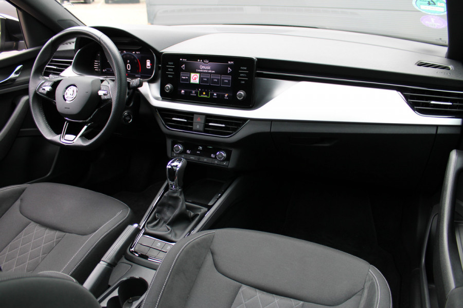Škoda Kamiq 1.5 TSI ACT Business Edition | Automaat | Cruise Control | Camera | Stoelverwarming | Led