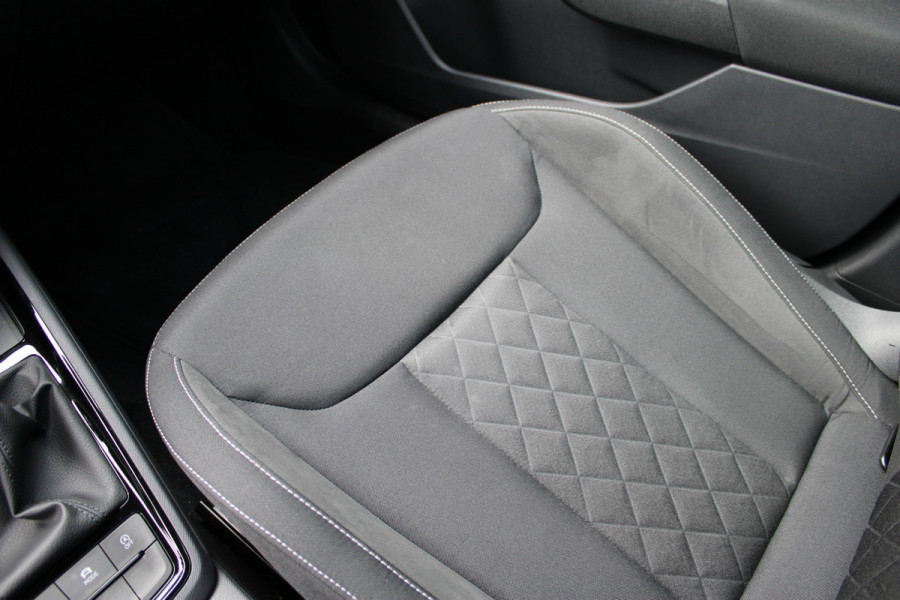 Škoda Kamiq 1.5 TSI ACT Business Edition | Automaat | Cruise Control | Camera | Stoelverwarming | Led