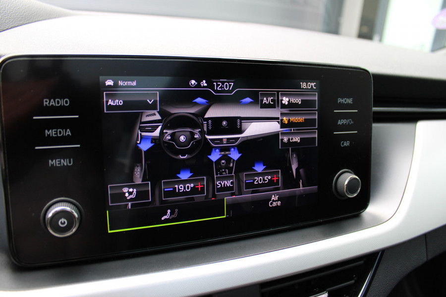Škoda Kamiq 1.5 TSI ACT Business Edition | Automaat | Cruise Control | Camera | Stoelverwarming | Led