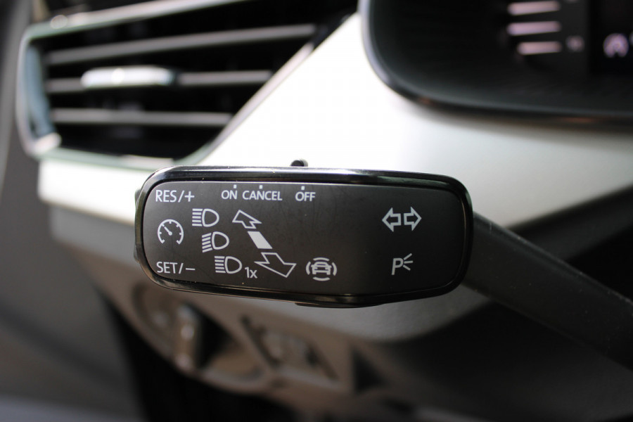 Škoda Kamiq 1.5 TSI ACT Business Edition | Automaat | Cruise Control | Camera | Stoelverwarming | Led