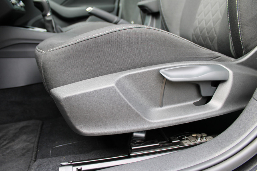 Škoda Kamiq 1.5 TSI ACT Business Edition | Automaat | Cruise Control | Camera | Stoelverwarming | Led