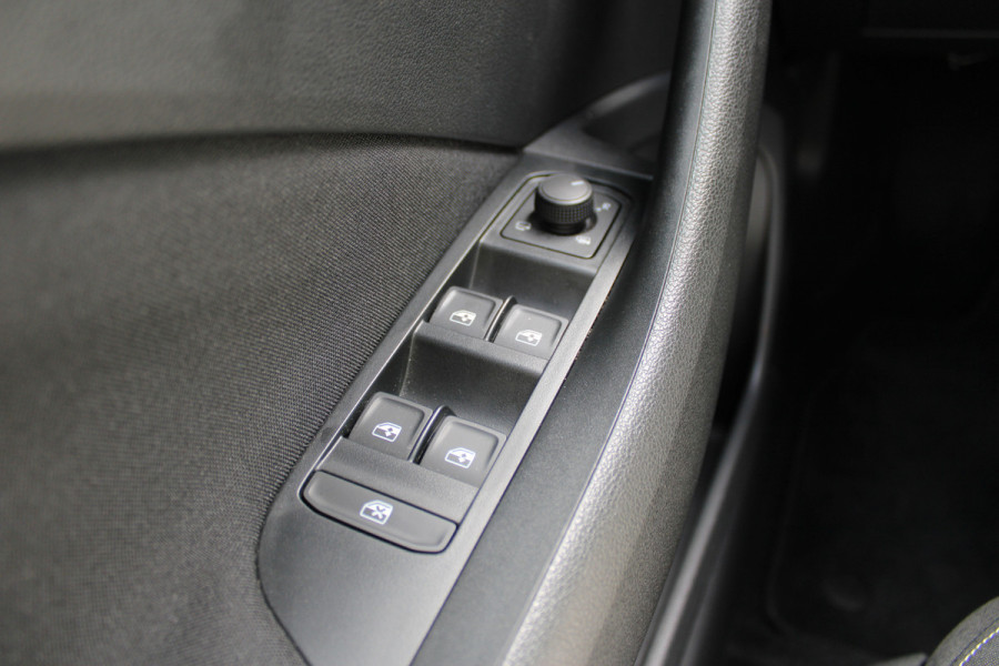 Škoda Kamiq 1.5 TSI ACT Business Edition | Automaat | Cruise Control | Camera | Stoelverwarming | Led