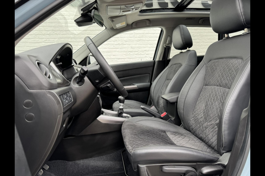 Suzuki Vitara 1.4 Boosterjet Style Smart Hybrid Adaptive cruise control Climate control Stoelverwarming Apple / Android Pano