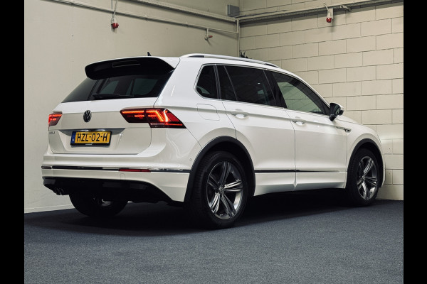 Volkswagen Tiguan 1.5 TSI ACT Highline R-Line | Panorama | Leder | Trekhaak