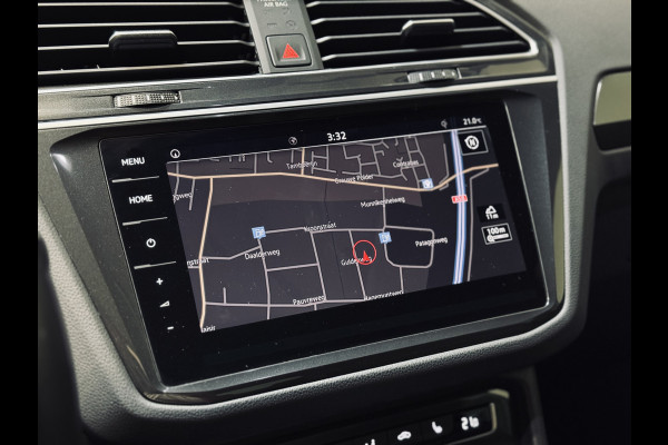 Volkswagen Tiguan 1.5 TSI ACT Highline R-Line | Panorama | Leder | Trekhaak