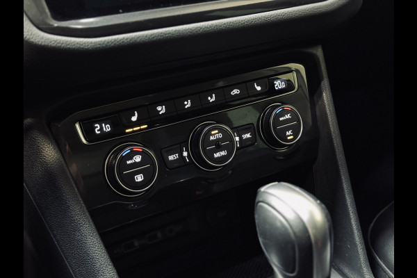 Volkswagen Tiguan 1.5 TSI ACT Highline R-Line | Panorama | Leder | Trekhaak