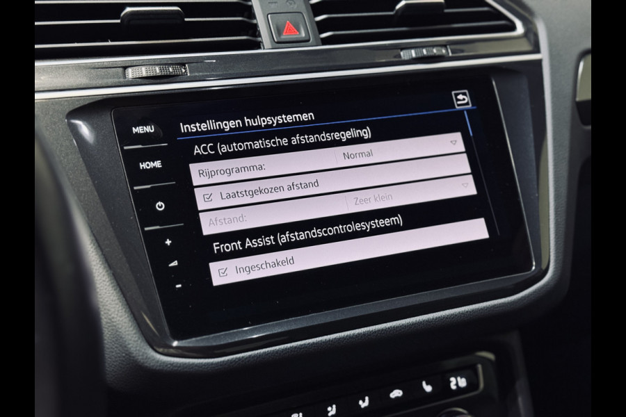 Volkswagen Tiguan 1.5 TSI ACT Highline R-Line | Panorama | Leder | Trekhaak