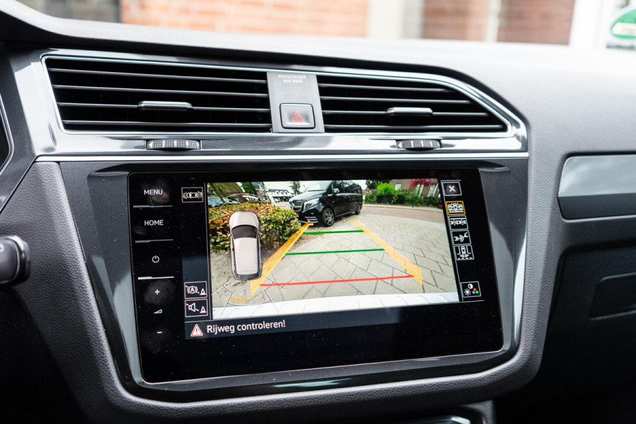 Volkswagen Tiguan 2.0 TSI 4Motion R-Line Pano / Trekhaak / HUD