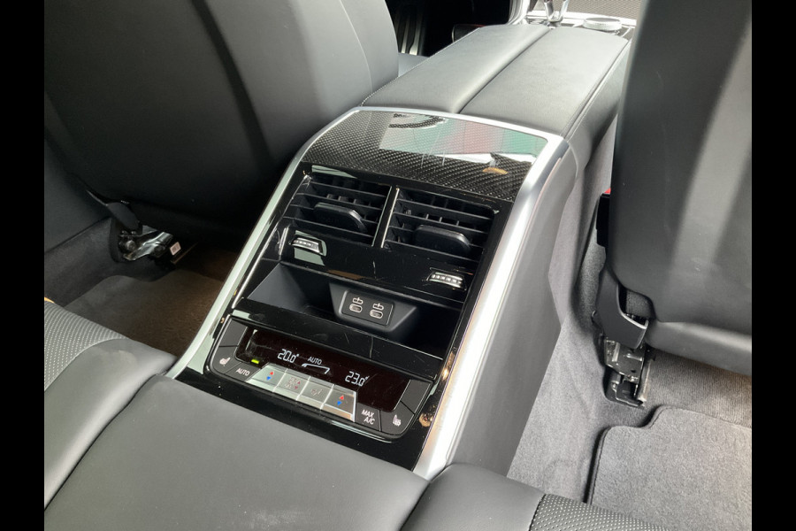 BMW 8 Serie Gran Coupé M8 Competition Keramisch Bowers&Wilkins HUD Carbon SoftClose Leder Voll.Onderhouden!