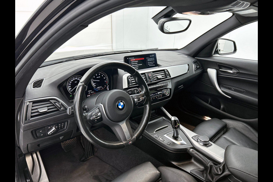 BMW 1-serie 118i Edition M Sport Shadow High Executive LEER | LED | CRUISE