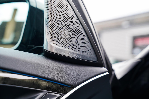 BMW 5 Serie 545e xDrive Business Edition Plus | Massage | Bowers & Wilkins | Schuifdak | LASER LED | BMW Driving Assisted | HuD |