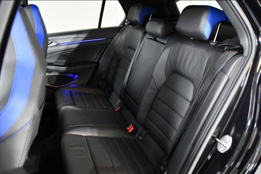 Volkswagen Golf 2.0 TSI R 4Motion, Panoramadak, Headup, Sfeerverlichting