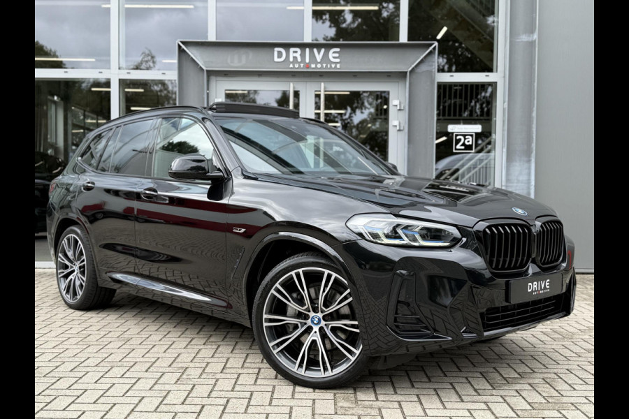 BMW X3 xDrive30e High Executive M-Sport Plus|SOH98%|Pano|Laser|21"|HUD|Trekhaak