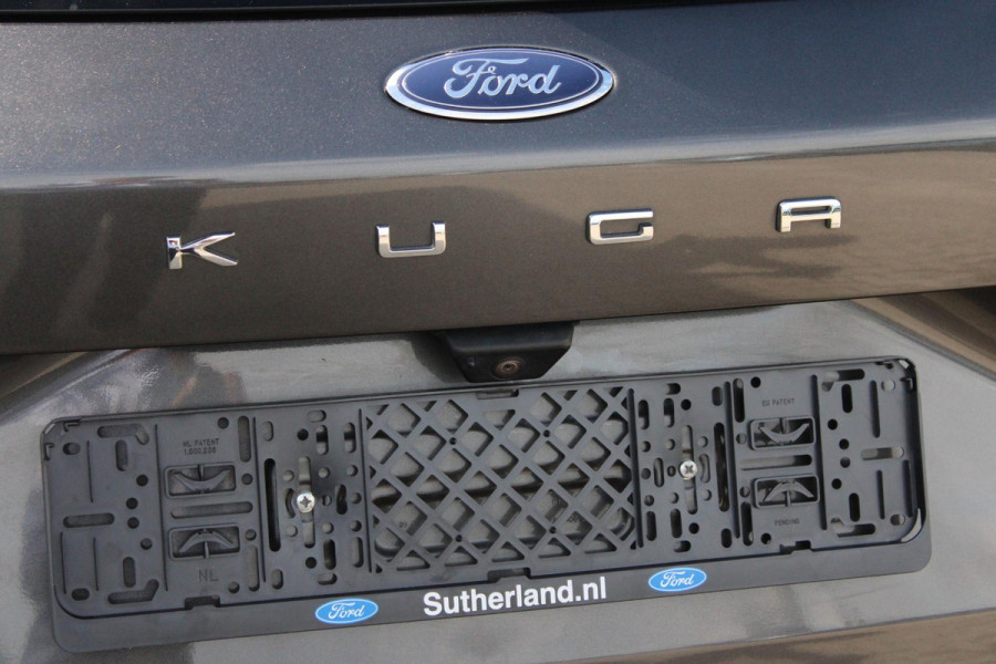 Ford Kuga 2.5 PHEV Titanium 225pk | Adaptive cruise control | Panoramadak | Dodehoeksensoren | Camera|  Privacy Glass