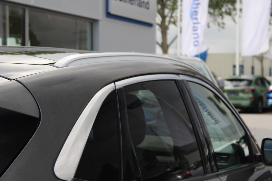 Ford Kuga 2.5 PHEV Titanium 225pk | Adaptive cruise control | Panoramadak | Dodehoeksensoren | Camera|  Privacy Glass