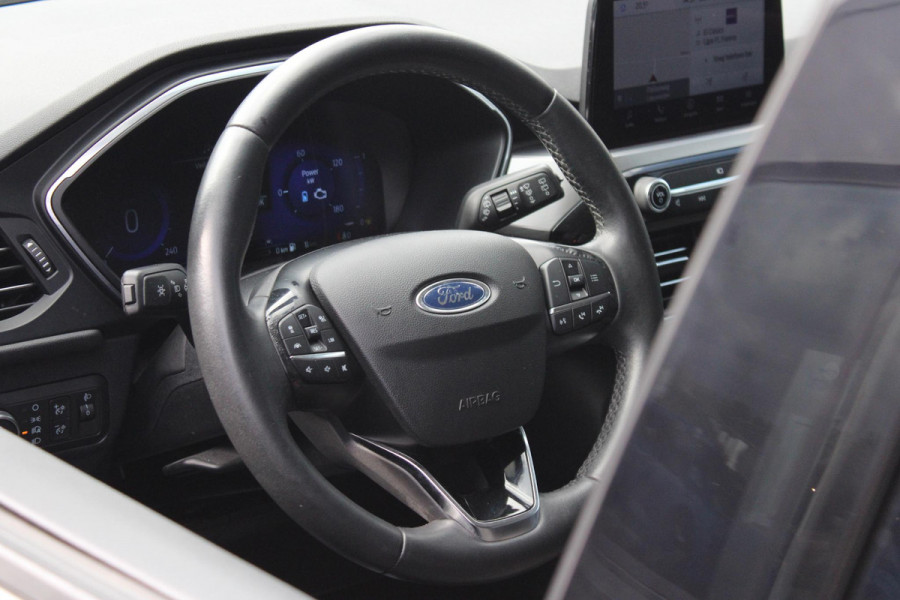 Ford Kuga 2.5 PHEV Titanium 225pk | Adaptive cruise control | Panoramadak | Dodehoeksensoren | Camera|  Privacy Glass