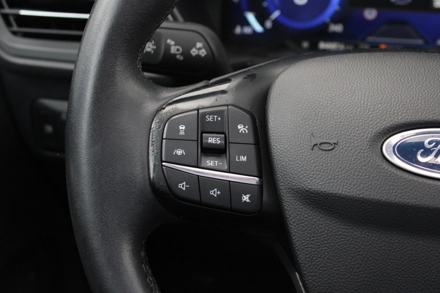 Ford Kuga 2.5 PHEV Titanium 225pk | Adaptive cruise control | Panoramadak | Dodehoeksensoren | Camera|  Privacy Glass