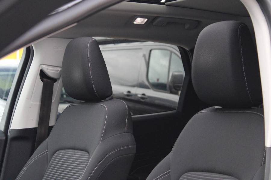Ford Kuga 2.5 PHEV Titanium 225pk | Adaptive cruise control | Panoramadak | Dodehoeksensoren | Camera|  Privacy Glass