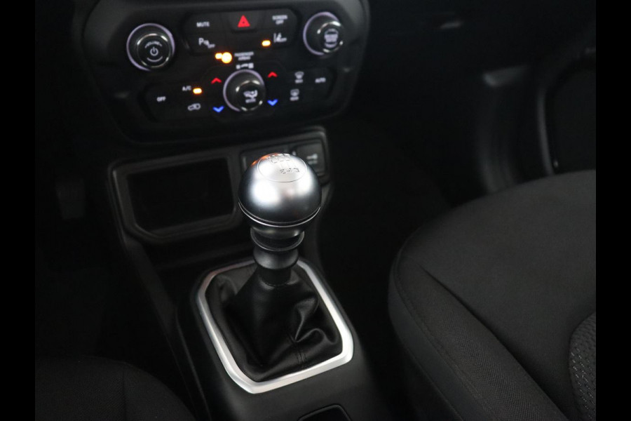 Jeep Renegade 1.0T Limited | Panoramadak | Carplay | Climate control | Parkeerhulp | Cruise control | Keyless