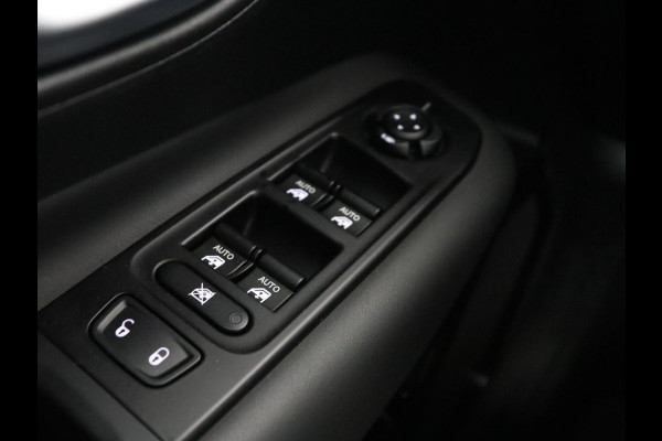 Jeep Renegade 1.0T Limited | Panoramadak | Carplay | Climate control | Parkeerhulp | Cruise control | Keyless