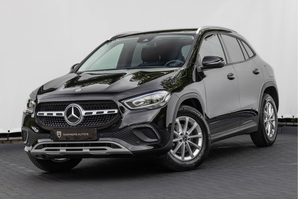 Mercedes-Benz GLA 180 7G DCT Navi Camera BTW auto