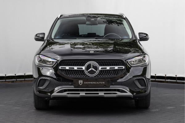 Mercedes-Benz GLA 180 7G DCT Navi Camera BTW auto
