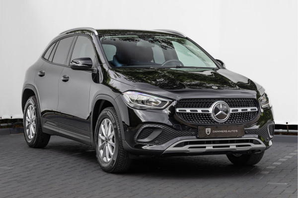 Mercedes-Benz GLA 180 7G DCT Navi Camera BTW auto