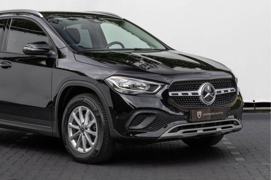 Mercedes-Benz GLA 180 7G DCT Navi Camera BTW auto