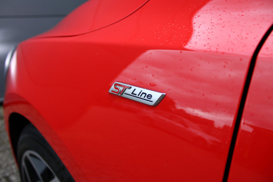 Ford Focus 1.0 EcoBoost ST Line Business | Afn. Trekhaak | Winterpack | Navigatie | B&O | Camera