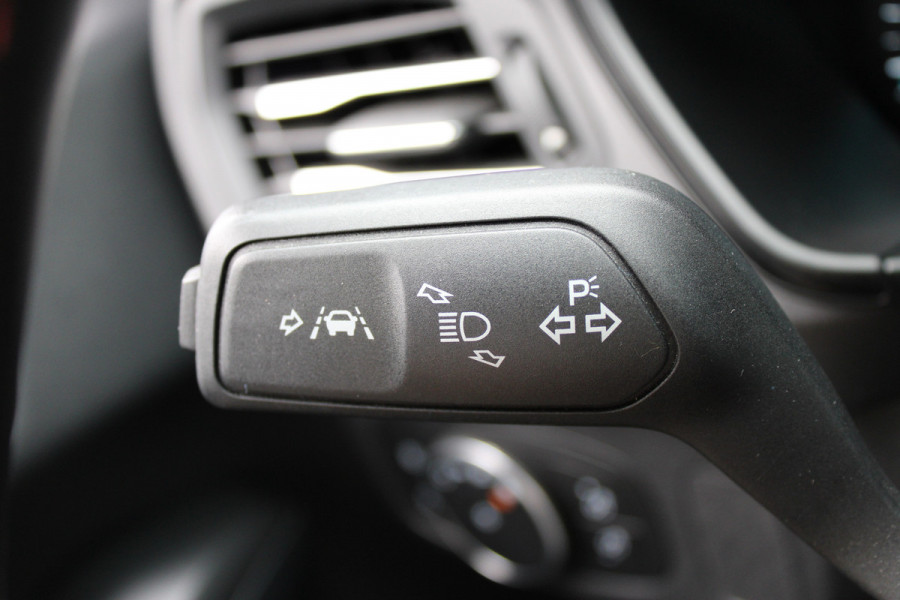 Ford Focus 1.0 EcoBoost ST Line Business | Afn. Trekhaak | Winterpack | Navigatie | B&O | Camera