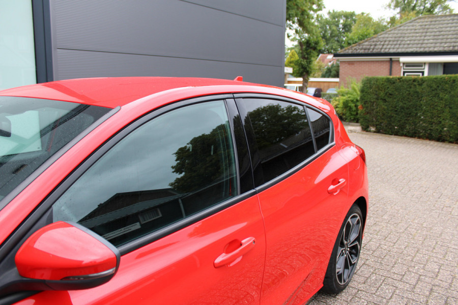 Ford Focus 1.0 EcoBoost ST Line Business | Afn. Trekhaak | Winterpack | Navigatie | B&O | Camera