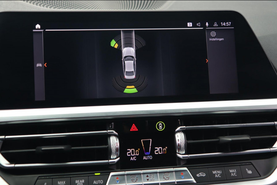 BMW 3-serie M340d xDrive / LIVE COCKPIT / CARPLAY / TREKHAAK / DEALERONDERHOUDEN!