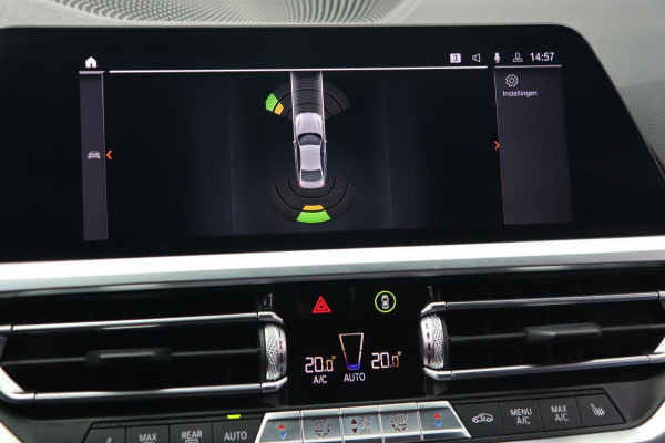 BMW 3-serie M340d xDrive / LIVE COCKPIT / CARPLAY / TREKHAAK / DEALERONDERHOUDEN!