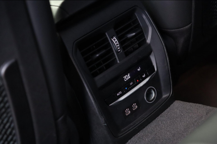 BMW 3-serie M340d xDrive / LIVE COCKPIT / CARPLAY / TREKHAAK / DEALERONDERHOUDEN!