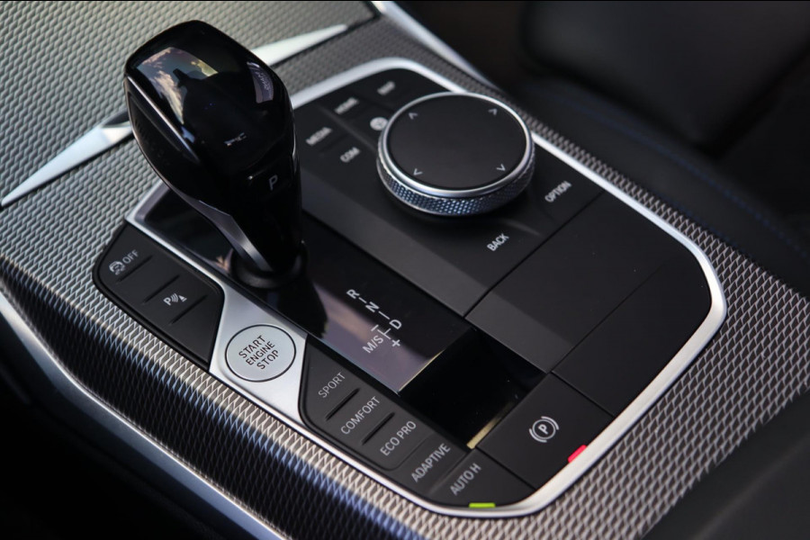 BMW 3-serie M340d xDrive / LIVE COCKPIT / CARPLAY / TREKHAAK / DEALERONDERHOUDEN!