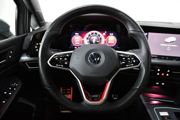 Volkswagen Golf 2.0 TSI GTI, Panoramadak, Applecarplay, Sfeerverlichting