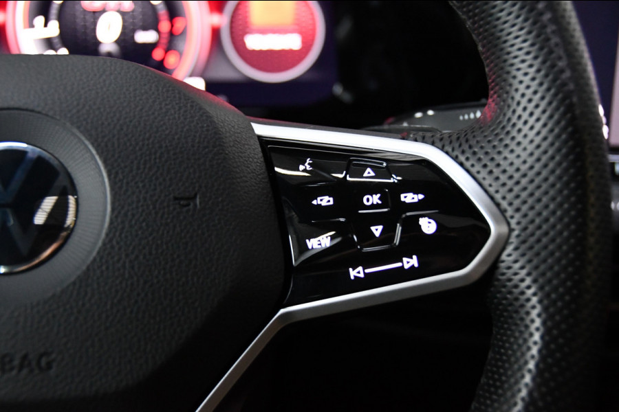Volkswagen Golf 2.0 TSI GTI, Panoramadak, Applecarplay, Sfeerverlichting