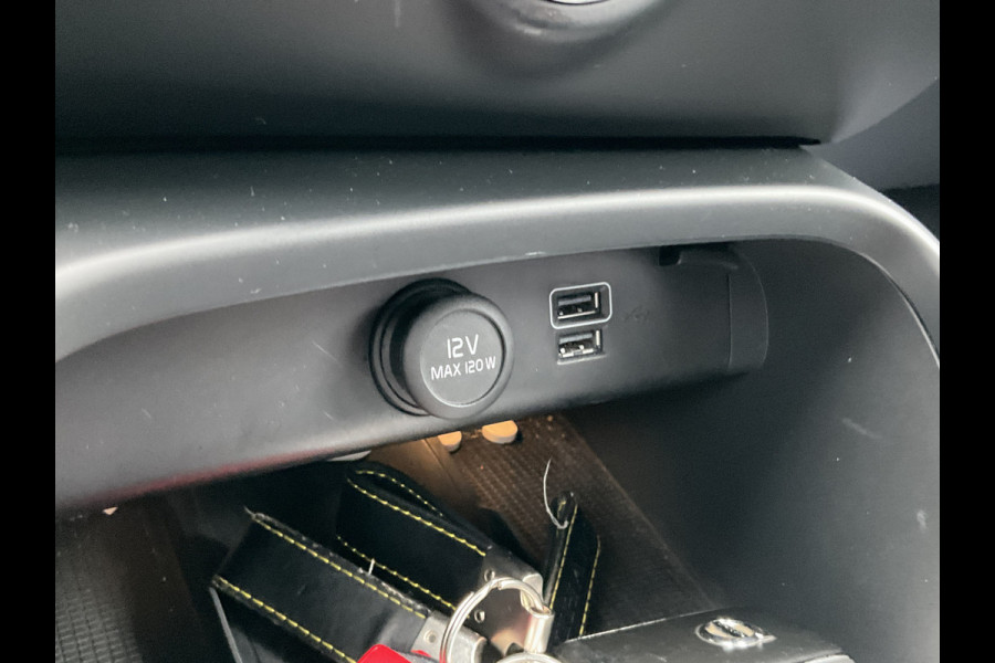 Volvo XC40 1.5 T5 PHEV Twin Engine Inscription Harman/Kardon Leder Led Carplay NL-Auto!